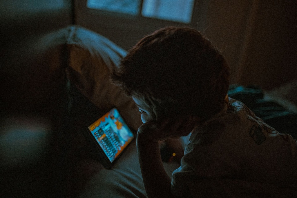 B04 Video-Modul: Digitaler Kinderschutz & Schutzkonzepte